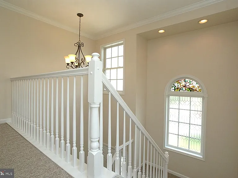 33 Farmington Ct — Photo 14