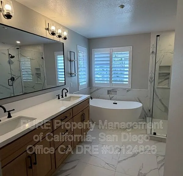 1578 Acacia Cir — Photo 17