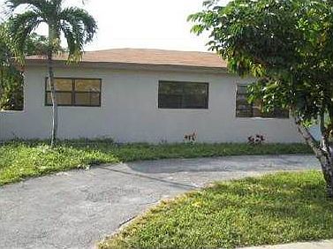 1st image of 1060 NE 167th St