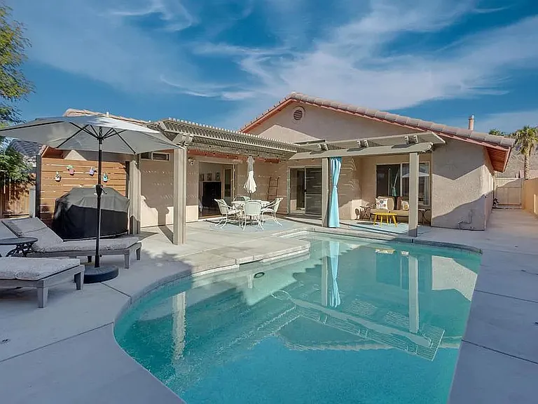 54725 Avenida Rubio — Photo 1