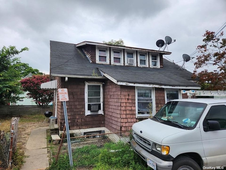 14 Russell, Inwood, NY 11096 MLS 3498439 Zillow