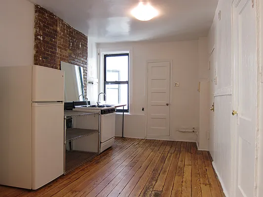 Rented by James Everett Lewis, LREB | media 27