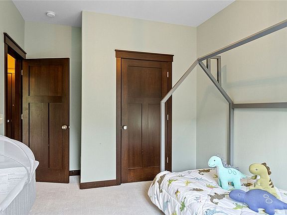 4th image of 2483 McKinley Road