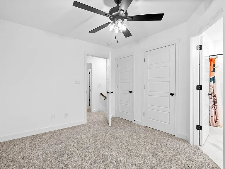 914 Power St #3 — Photo 18
