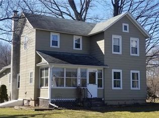 1201 Johnson Rd, Palmyra, NY 14522