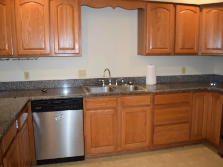 140 Kenley Ct #1 — Photo 7