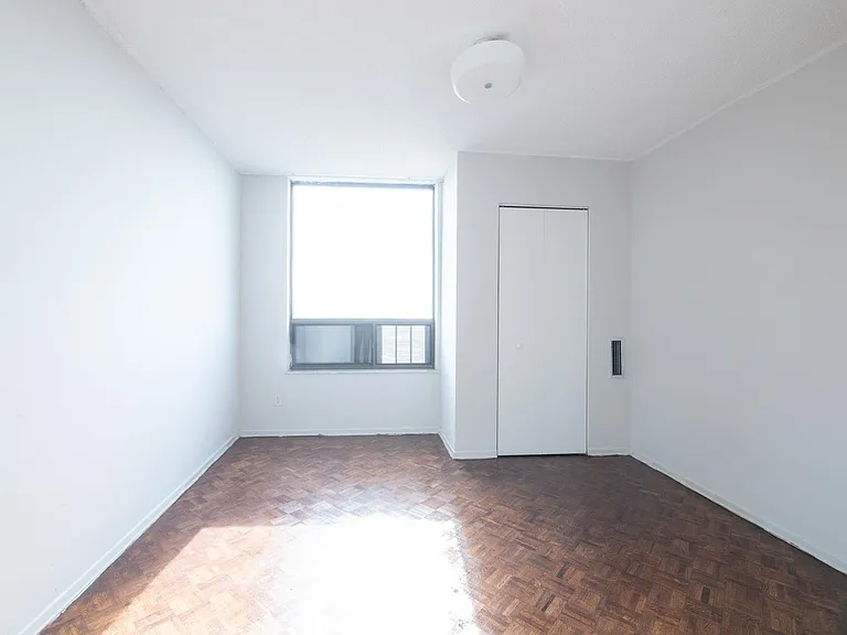 2360 Dundas St W #2350 — Photo 70