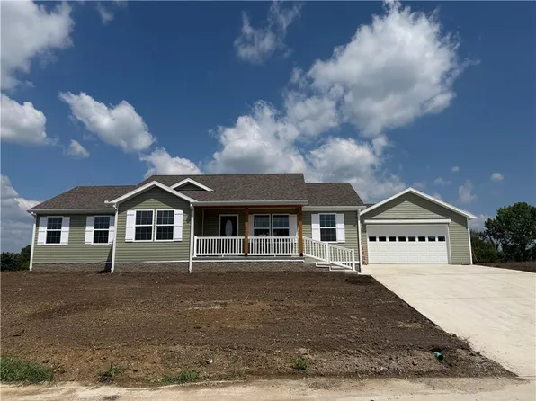 113 Westwood Dr, Gallatin, MO 64640