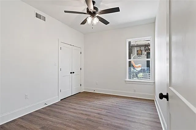 304 S Oak St #C — Photo 5