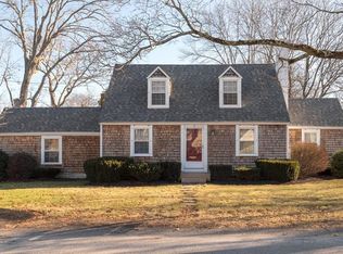 3 Bradley Woods Dr, Hingham, MA 02043