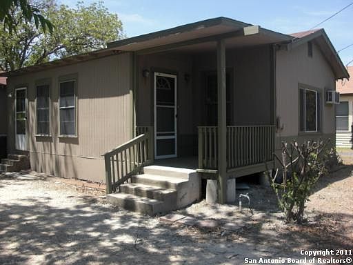 2nd image of 318 MCCAULEY AVE