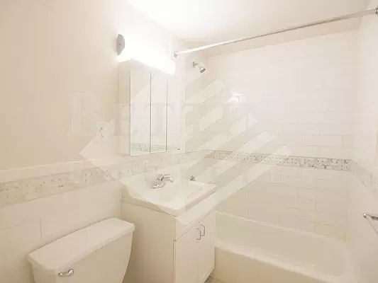 5th image of 516 E 86th St APT 4B
