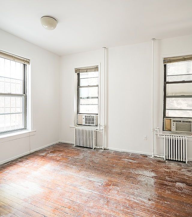 1st image of 91 Macdougal St Unit 2
