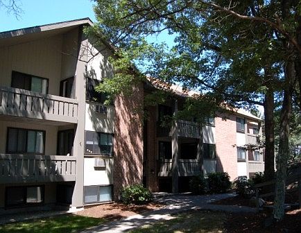 Queen Anne's Gate Apartments