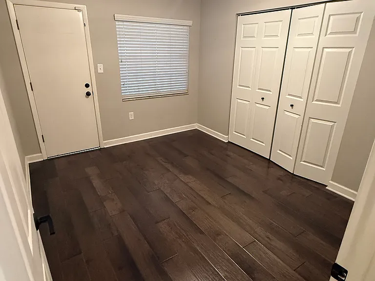 3320 W Knights Ave — Photo 17