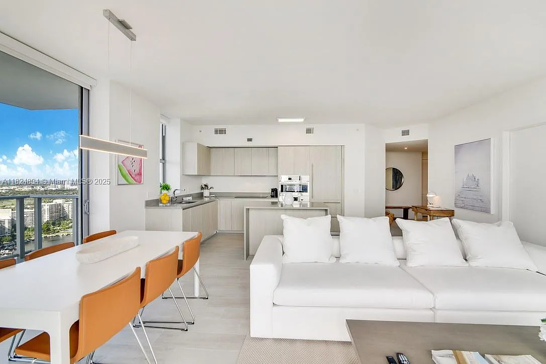 4010 South Ocean Condo Ho — Photo 2