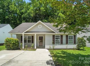 2239 Blue Hampton Ln, Charlotte, NC 28213