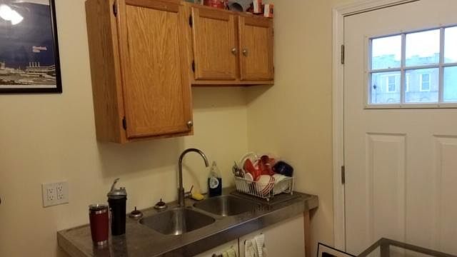 2nd image of 2453 W Walton St APT 3M