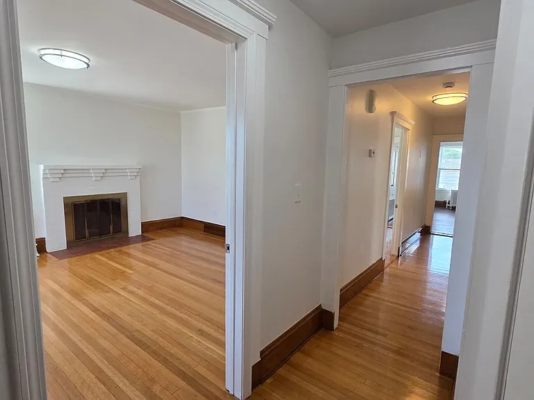 12 Endicott St #2 — Photo 5