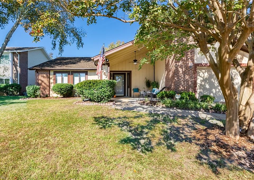 Welcome home to 757 Pine Lake Drive!! 