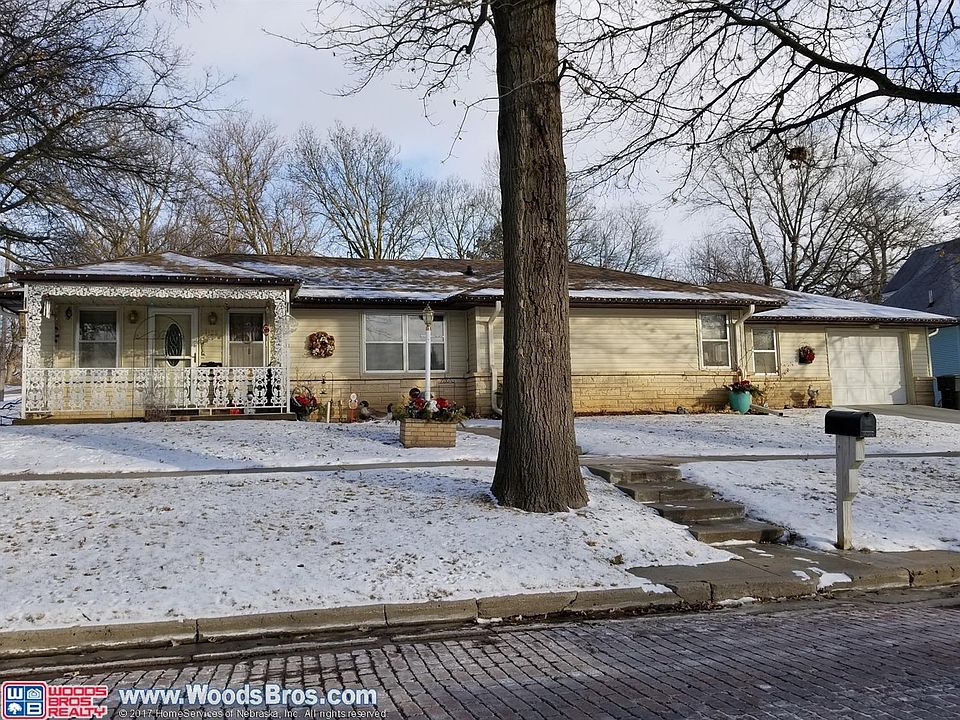 1st image of 1128 N Iowa Ave