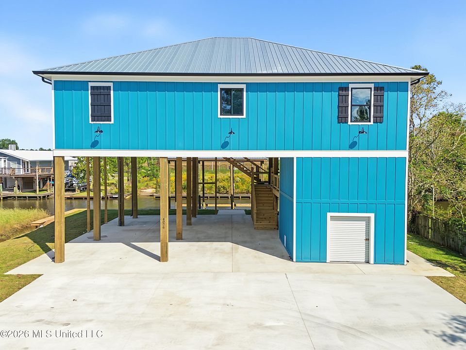 1st image of 4076 19th St