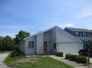 6371 Winstead Ct, Lisle, IL 60532