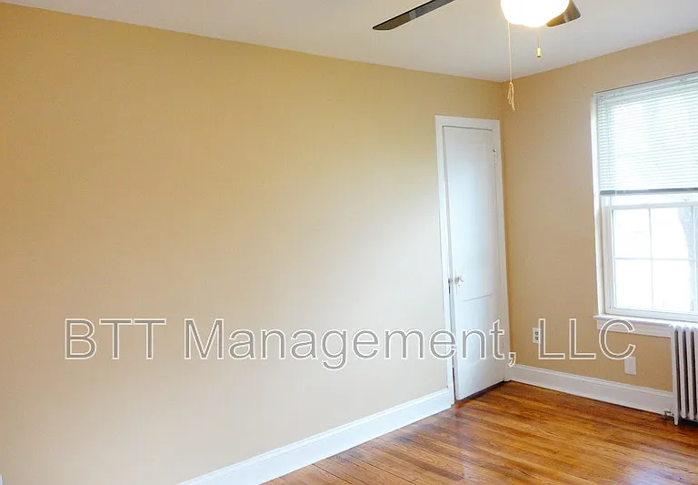 8400 Greenwood Ave #4 — Photo 47