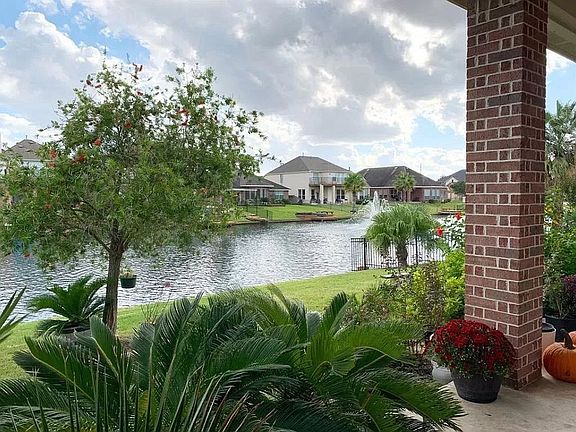3rd image of 18119 Billabong Crescent Ct