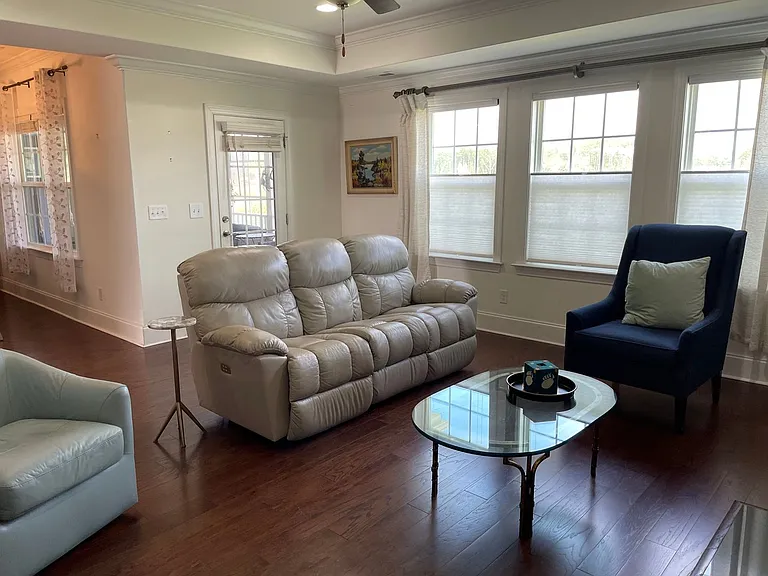 1351 Ogelthorp Dr NW — Photo 6