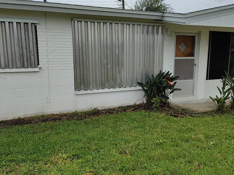 991 Barclay Dr — Photo 26