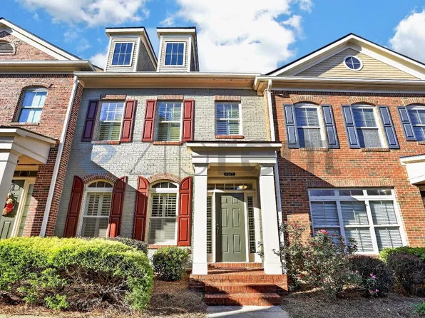 4977 Rosalie Rd, Johns Creek, GA 30022