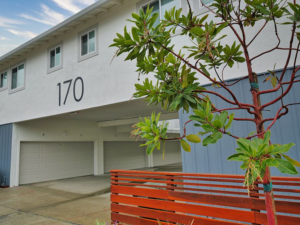 1st image of 170 Stoakes Ave APT 11