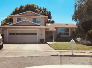 1023 Round Hill Ct, Napa, CA 94558