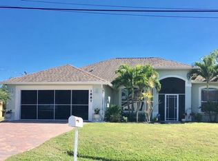 1887 SW Lennox St, Port Saint Lucie, FL 34953