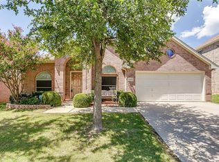 5312 Summer Meadows Dr, Fort Worth, TX 76123