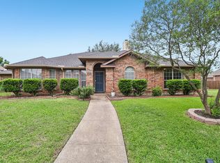 8205 Danbury Dr, Rowlett, TX 75089