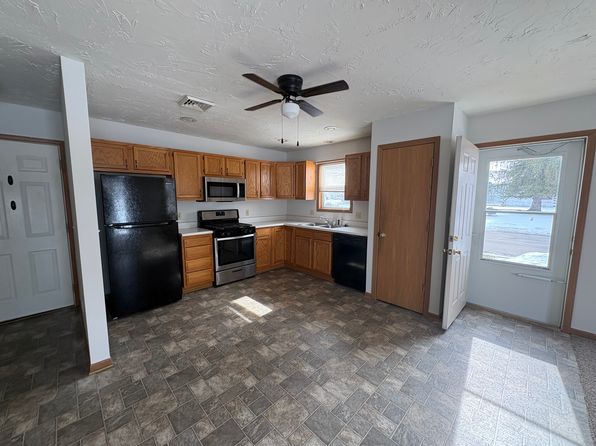 (undisclosed Address)