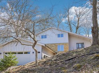 741 Summit COURT, West Bend, WI 53095