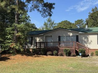 320 Grummen Rd, Hope Mills, NC 28348