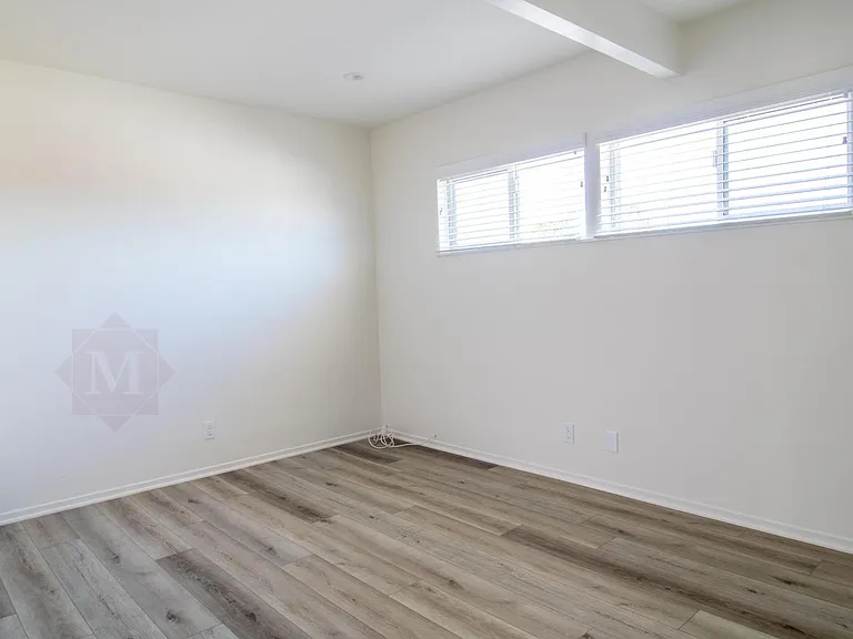 1825 State St #301 — Photo 10