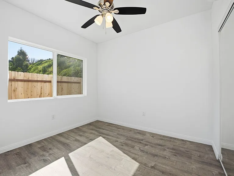 5444 Brockbank Pl — Photo 9