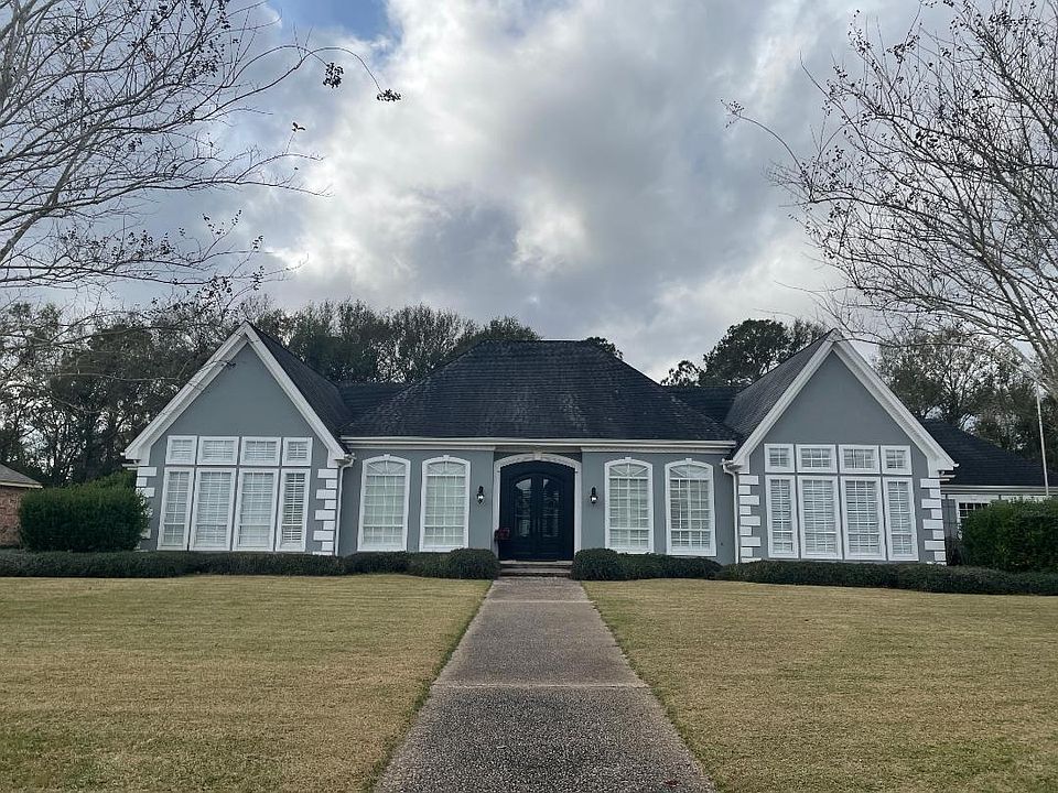 2nd image of 4429 Hillbrook Dr