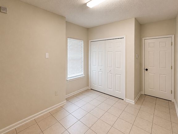 3rd image of 485 Scrub Jay Dr