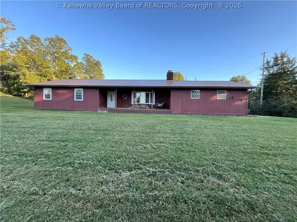 161 N Ridge Rd, Ripley, WV 25271