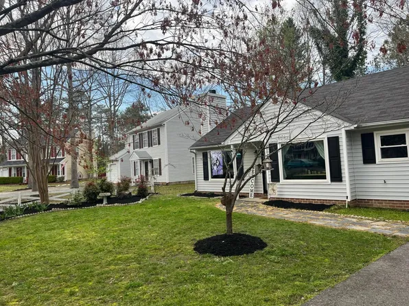 14109 Bermuda Point Ct, Chester, VA 23836