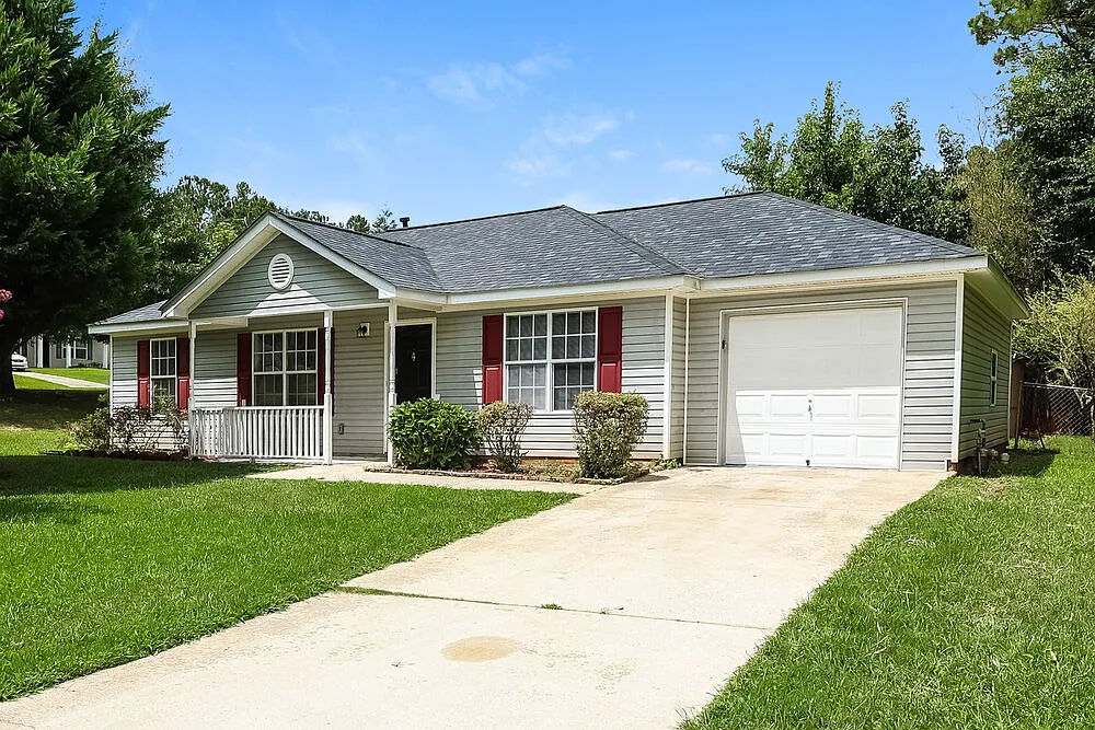 3 bed, 2.0 bath, 1114 sqft, $1,500 — Photo 3