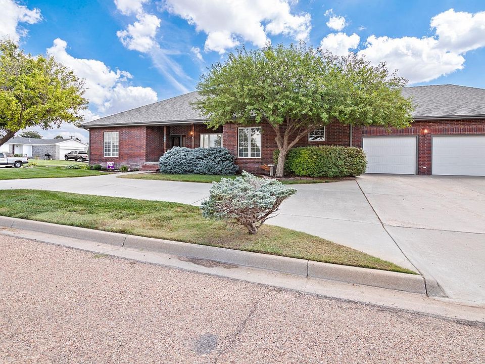 1302 S Chickasaw St, Satanta, KS 67870 MLS 18561 Zillow