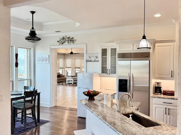 2300 Berend Rd, Pilot Point, TX 76258