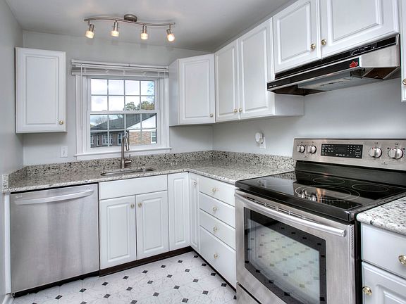 143 Heritage Hill Road